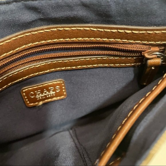 Chaps Ralph Lauren Purse - Picture 4 of 8